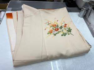 初めてご来店＆難しい案件！　草加市　きもの　丸洗い　しみ抜き　神奈川